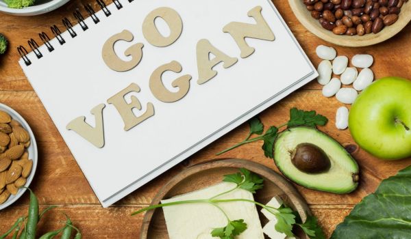 A revolução vegana: Escolas e Universidades abraçam a causa e mudam hábitos alimentares