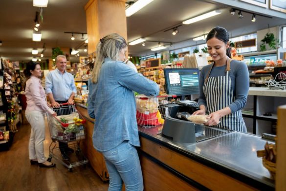 Como vender mais: dicas úteis para atrair clientes ao seu comércio