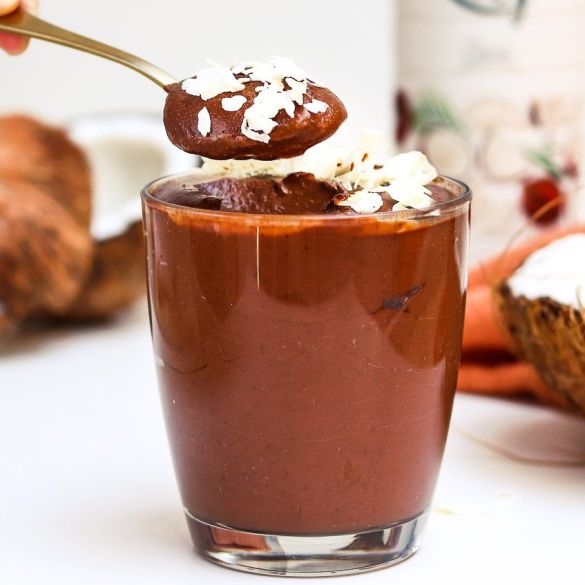 Mousse de Chocolate Vegano com Coco