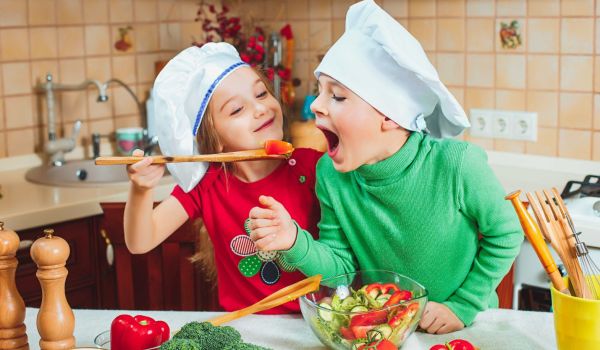 Receitas veganas para preparar em família durante as férias.
